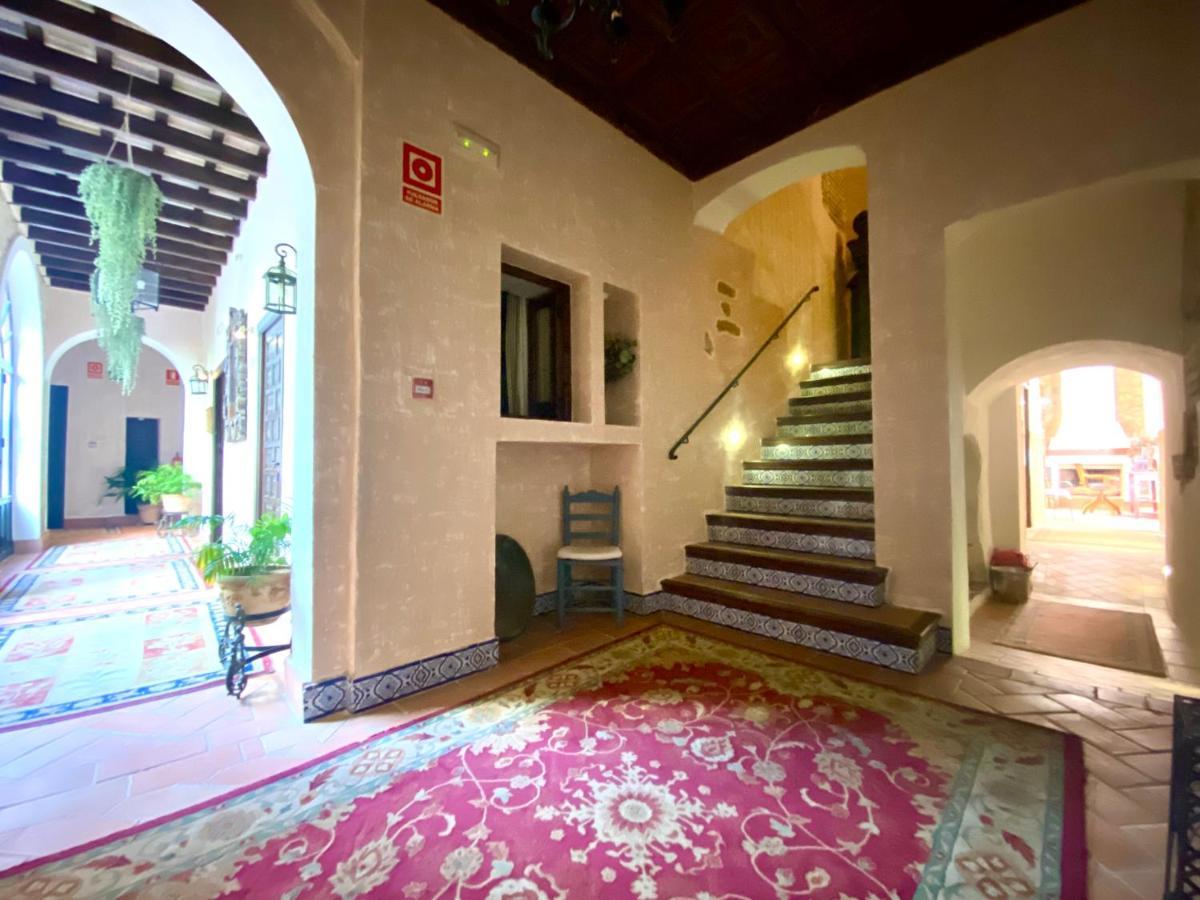 El Rincon De Las Descalzas Carmona  Exterior photo